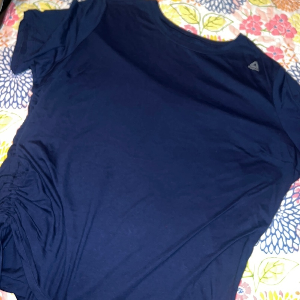 DARK BLUE 2X REEBOK SCRUNCH SHORT SLEEVE T SHIRT